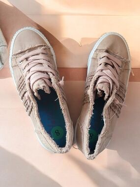 Blowfish Malibu Dusty Pink Low-Top Casual Slip-On Sneakers 8 Nwot